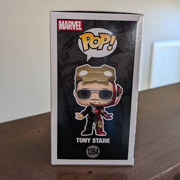 Funko Pop Tony Stark Entertainment Expo Exclusive C2E2 Marvel 1354 - Picture 2 of 7